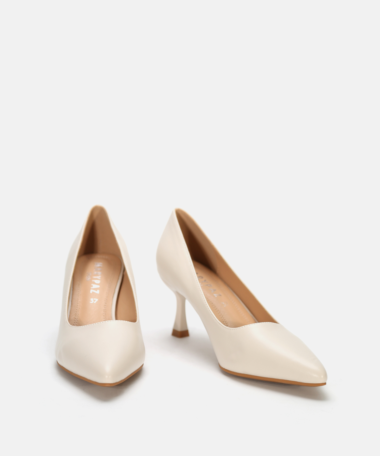 Sapato de salto fino image number null